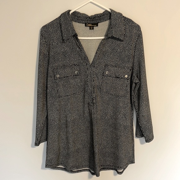 Women’s Blouse - Picture 1 of 4